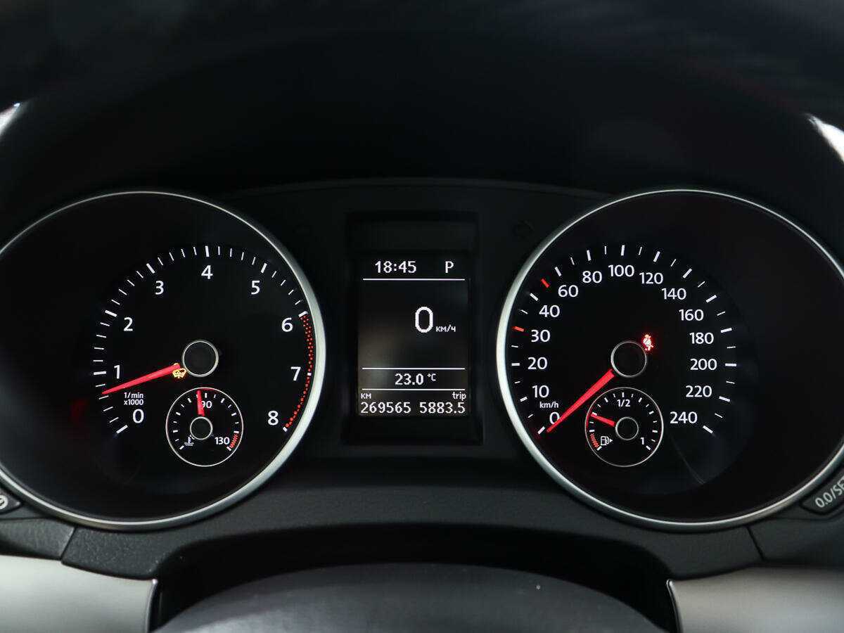 Volkswagen Golf, 2012 - Фото №9