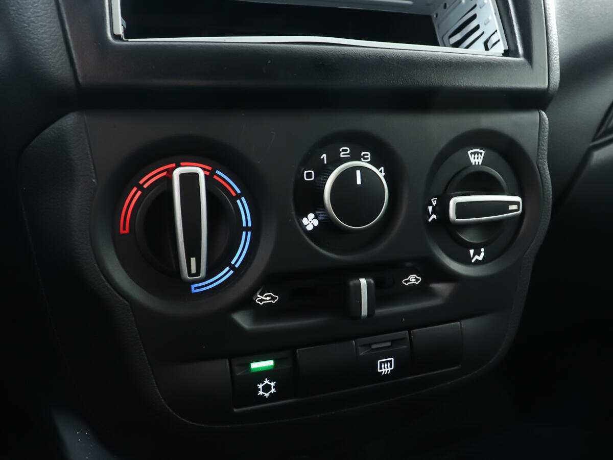 Lada (ВАЗ) Granta, 2022 - Фото №15