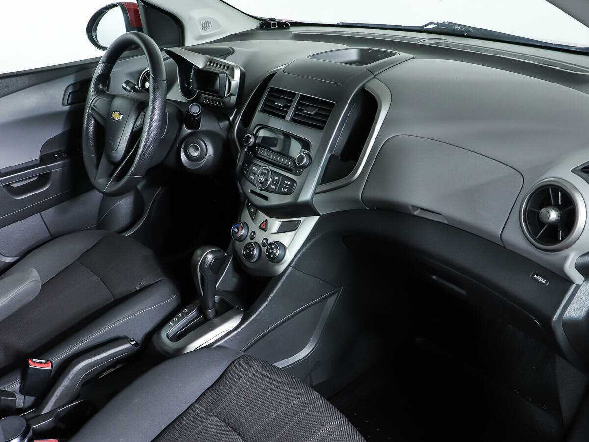 Chevrolet Aveo, 2012 - Фото №7
