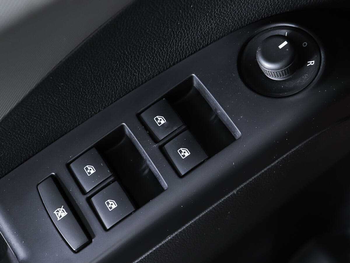 Chevrolet Aveo, 2012 - Фото №14