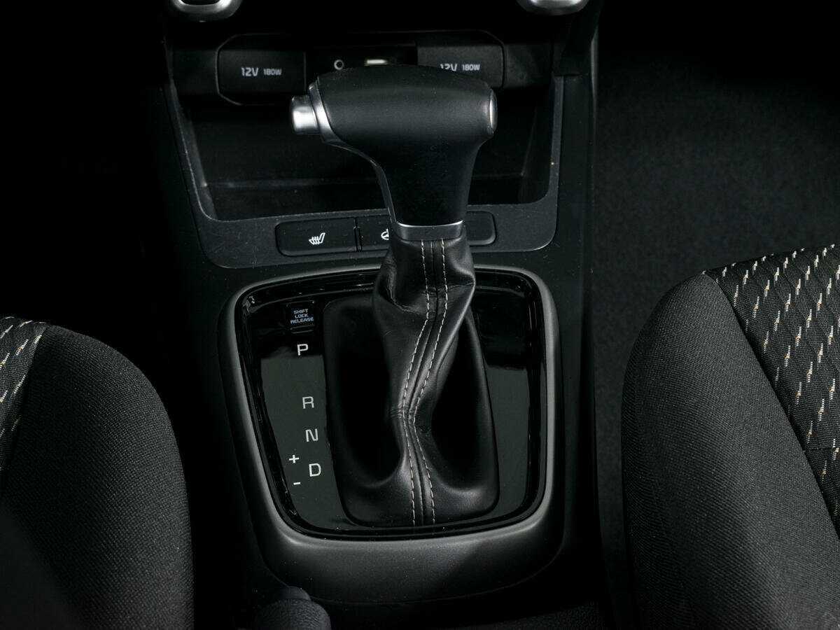 Kia Rio X-Line, 2020 - Фото №12