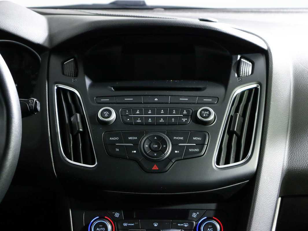 Ford Focus, 2018 - Фото №10