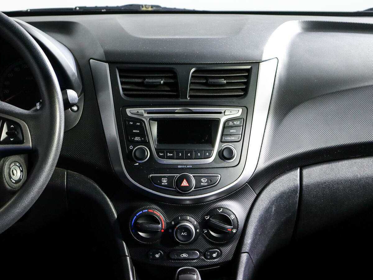 Hyundai Solaris, 2015 - Фото №12