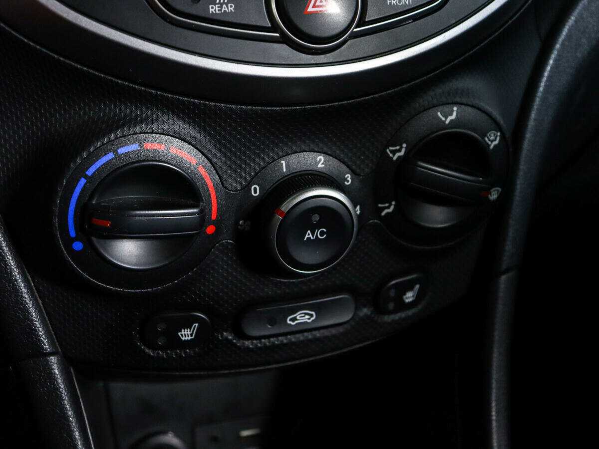 Hyundai Solaris, 2015 - Фото №17