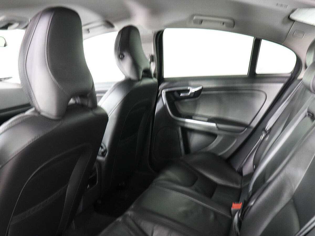 Volvo S60, 2012 - Фото №11