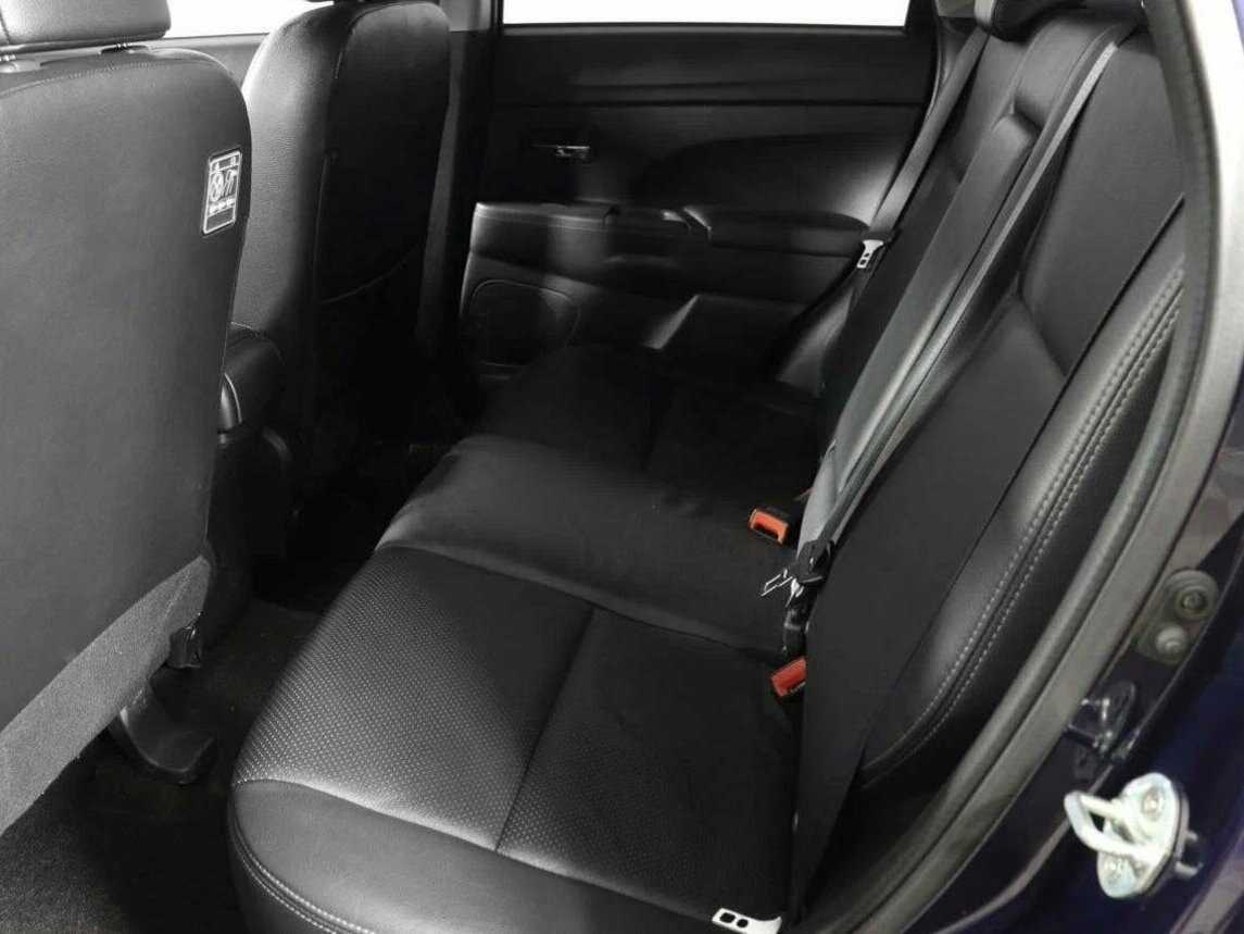 Mitsubishi ASX, 2012 - Фото №8