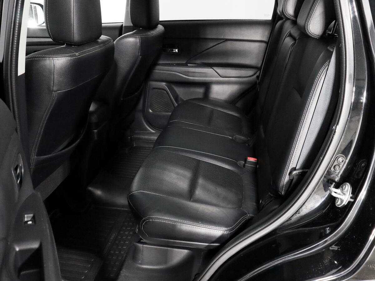 Mitsubishi Outlander, 2016 - Фото №12