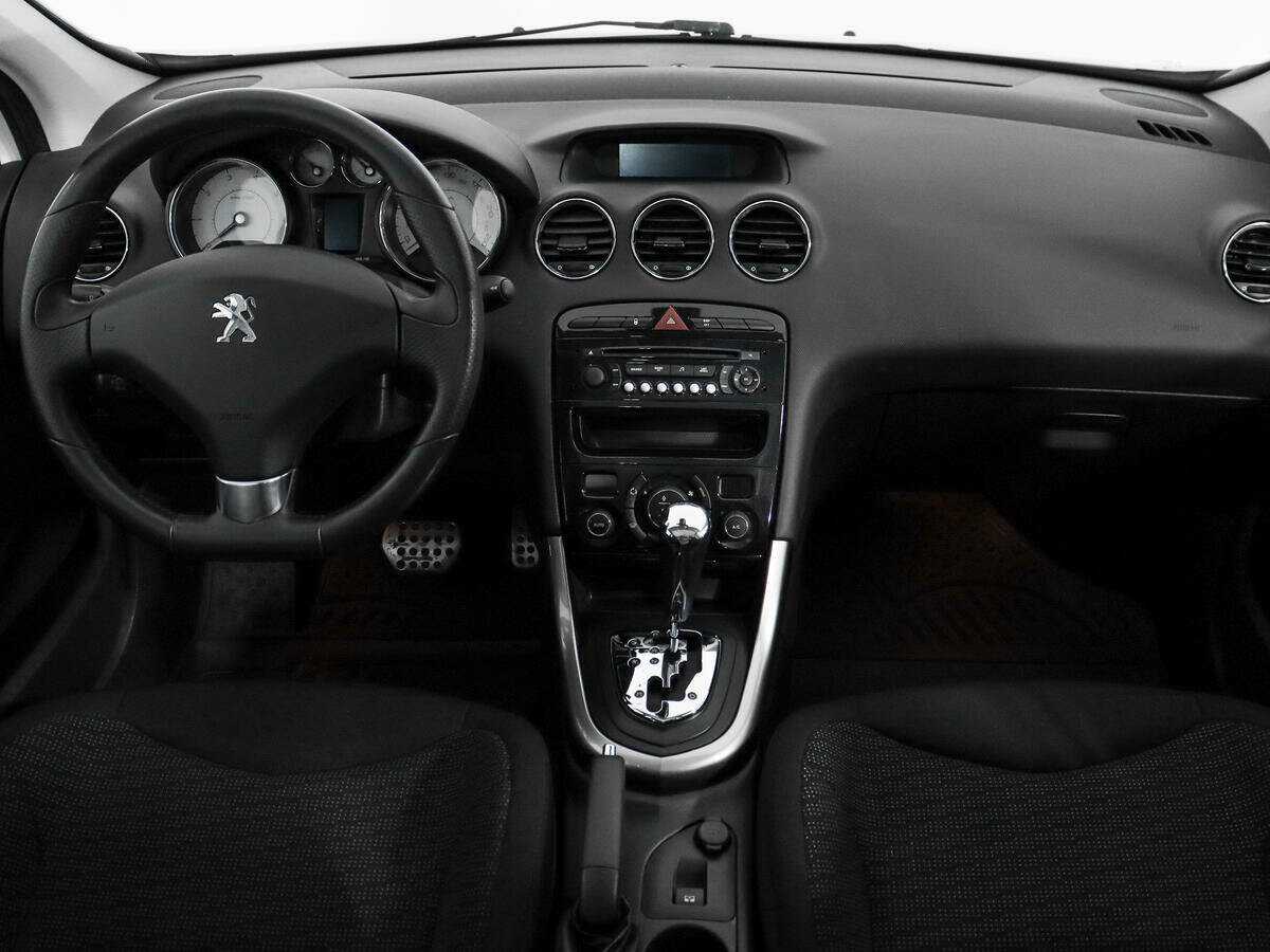 Peugeot 308, 2012 - Фото №11