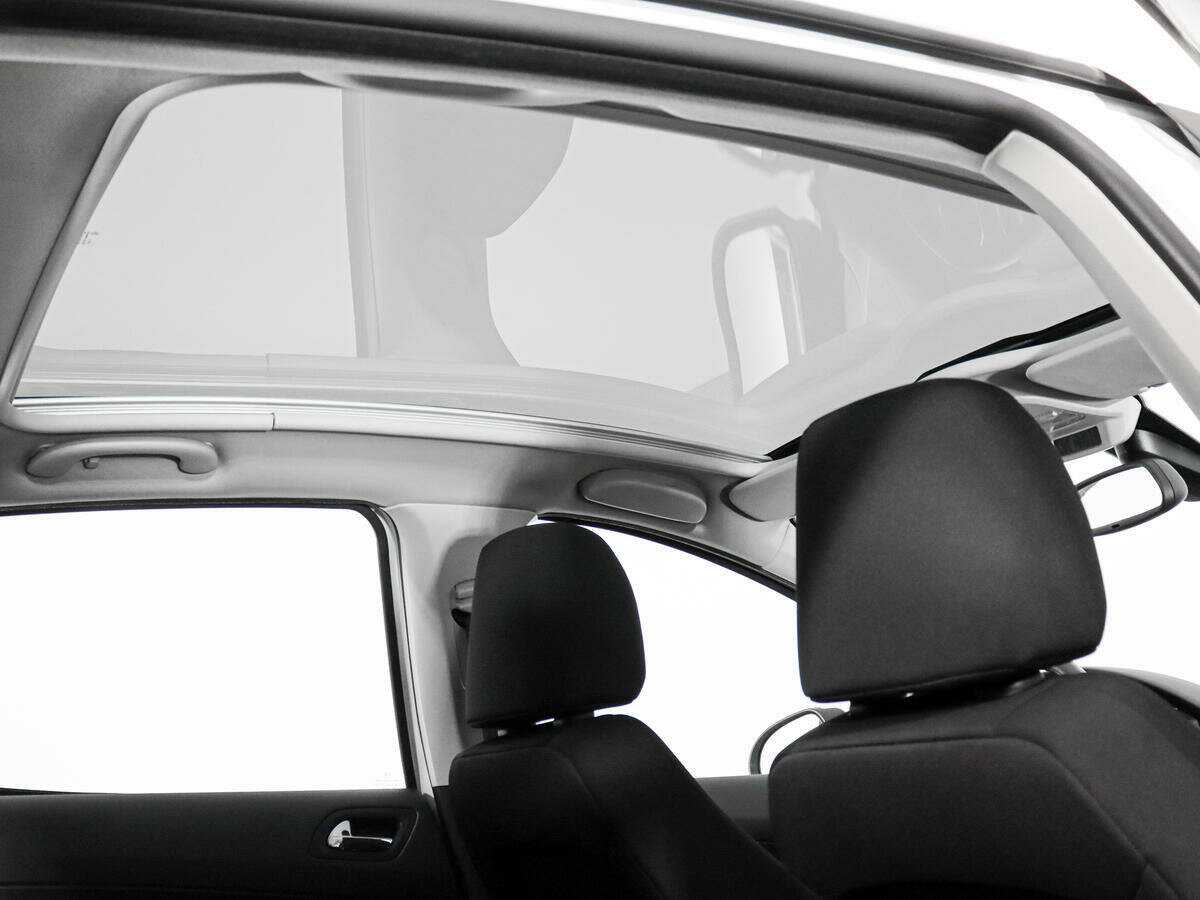 Peugeot 308, 2012 - Фото №12