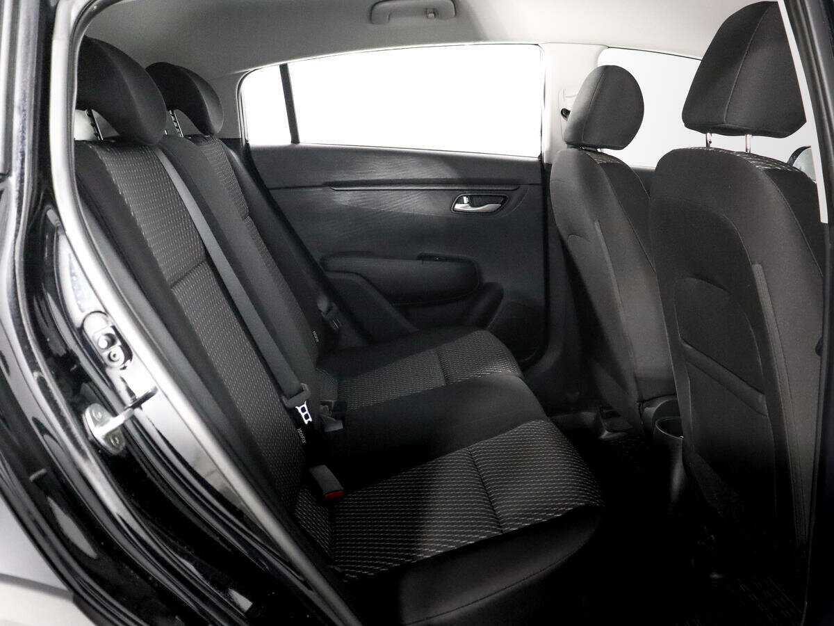 Kia Rio X-Line, 2018 - Фото №10