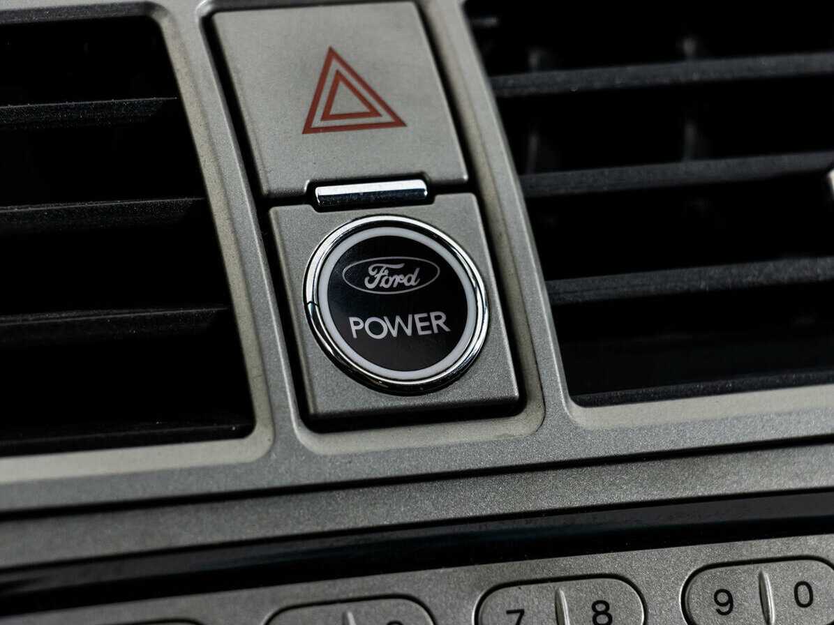 Ford Kuga, 2012 - Фото №14