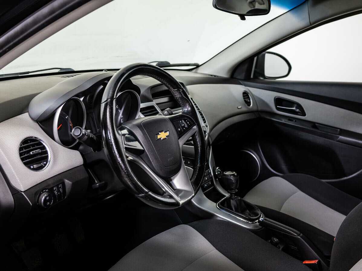 Chevrolet Cruze, 2012 - Фото №9