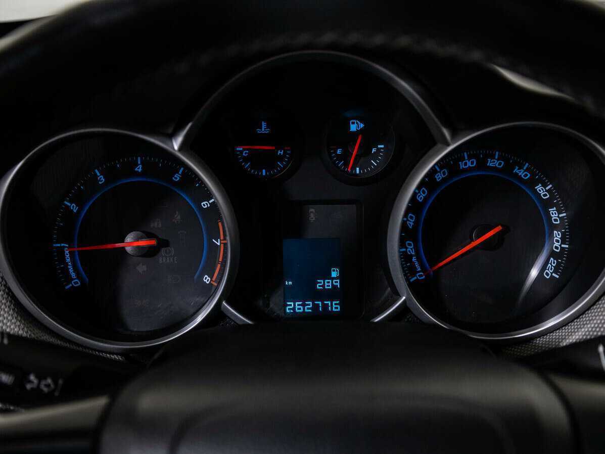 Chevrolet Cruze, 2012 - Фото №10