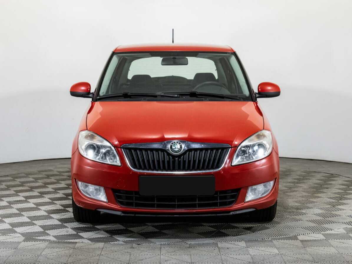 Skoda Fabia, 2012 - Фото №1