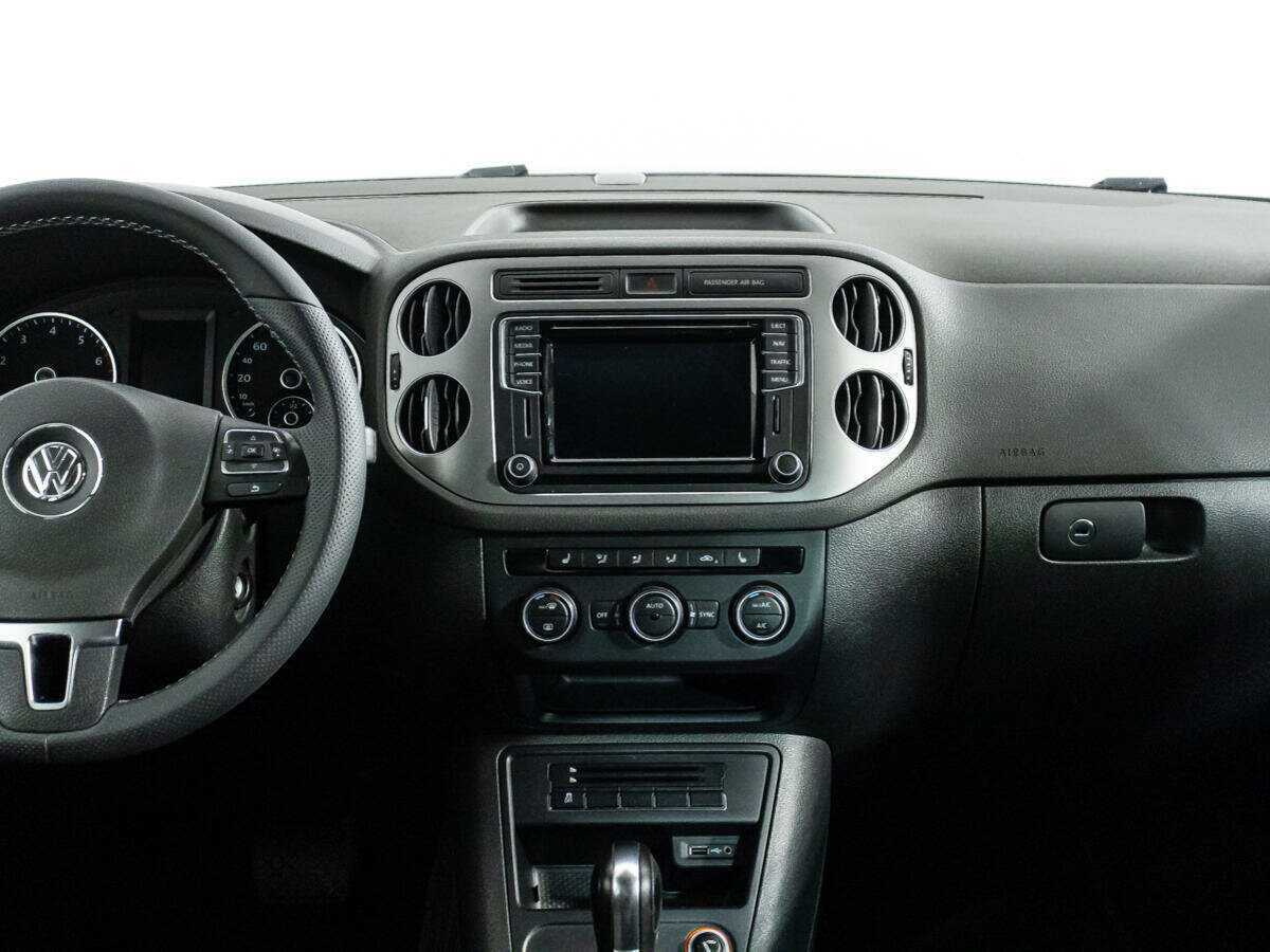 Volkswagen Tiguan, 2015 - Фото №12
