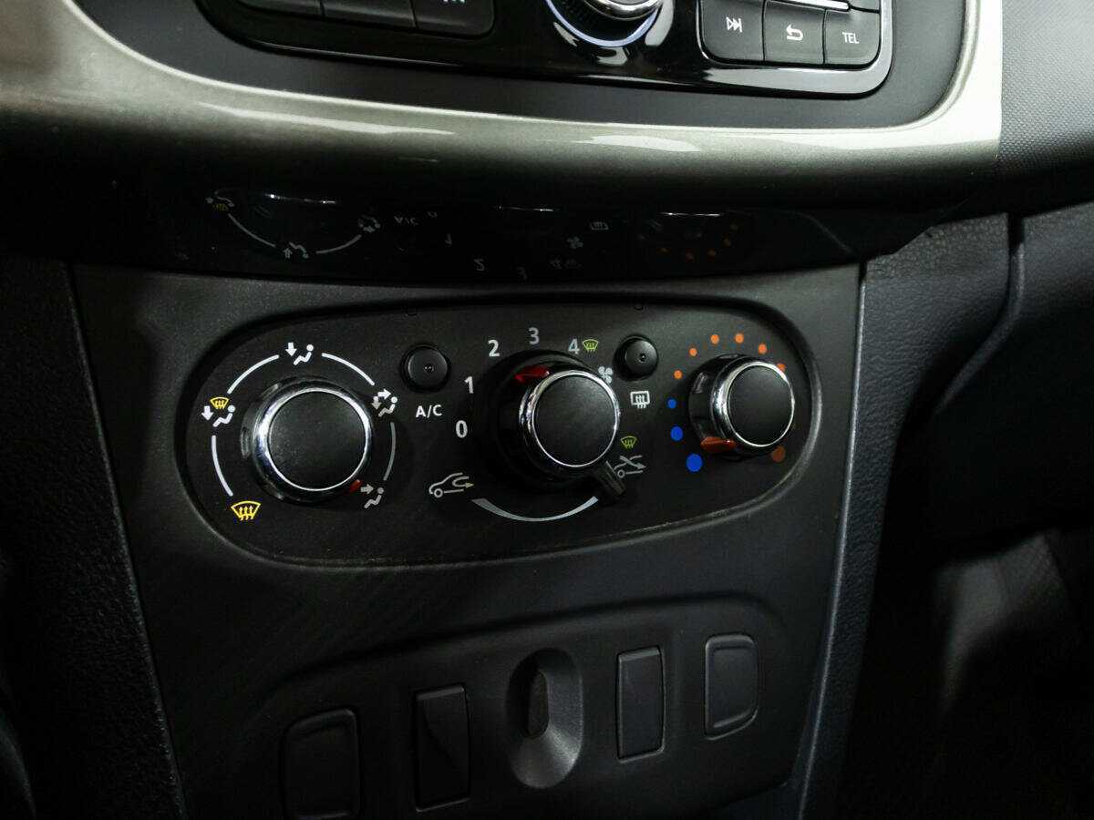 Renault Logan Stepway, 2021 - Фото №14