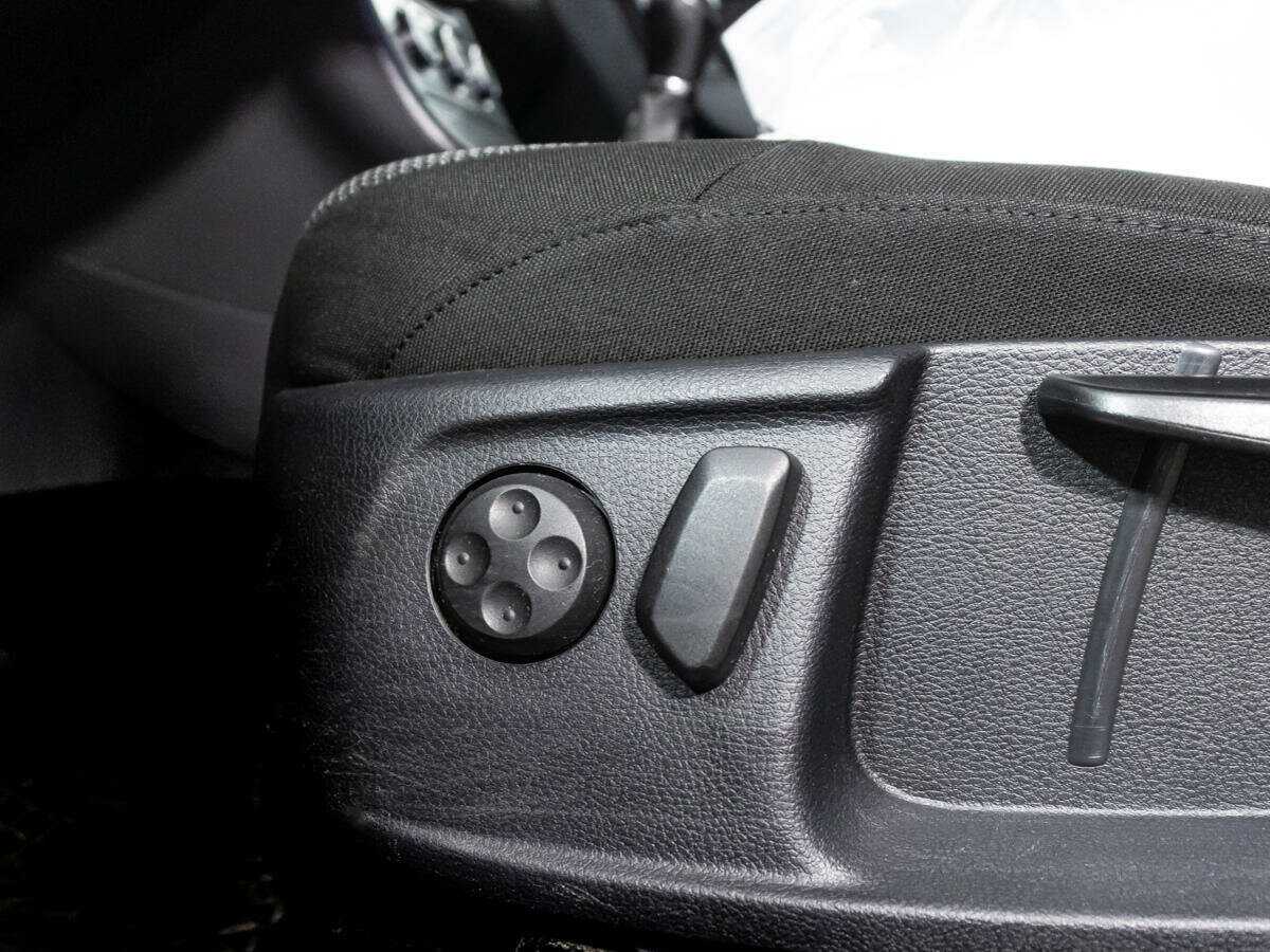 Volkswagen Passat, 2013 - Фото №16