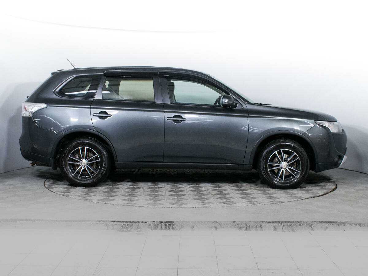 Mitsubishi Outlander, 2014 - Фото №3