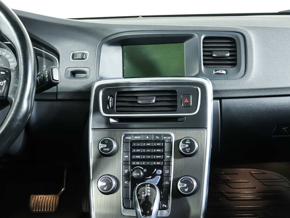 Volvo S60, 2013 - Фото №10