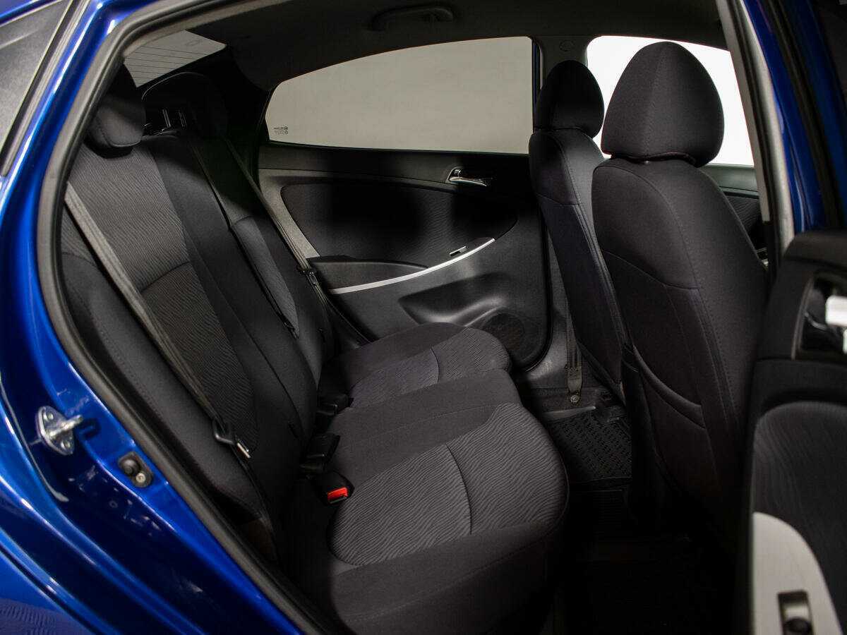 Hyundai Solaris, 2012 - Фото №9