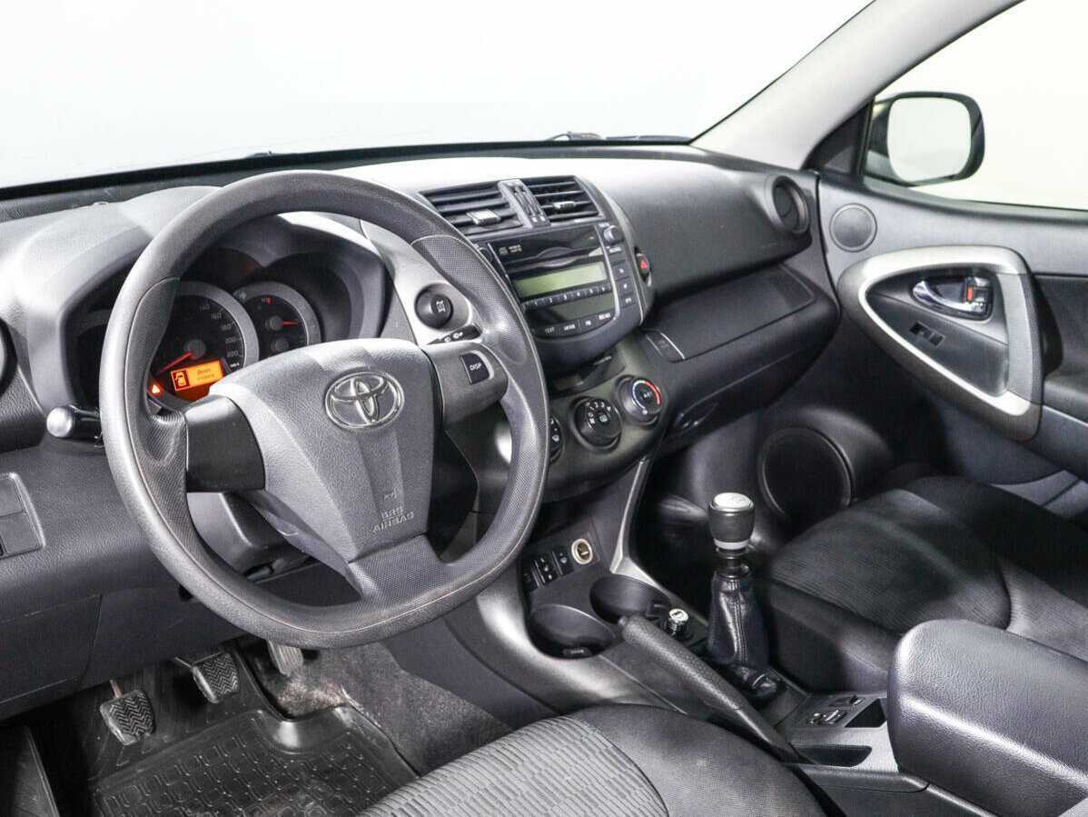 Toyota RAV4, 2012 - Фото №10