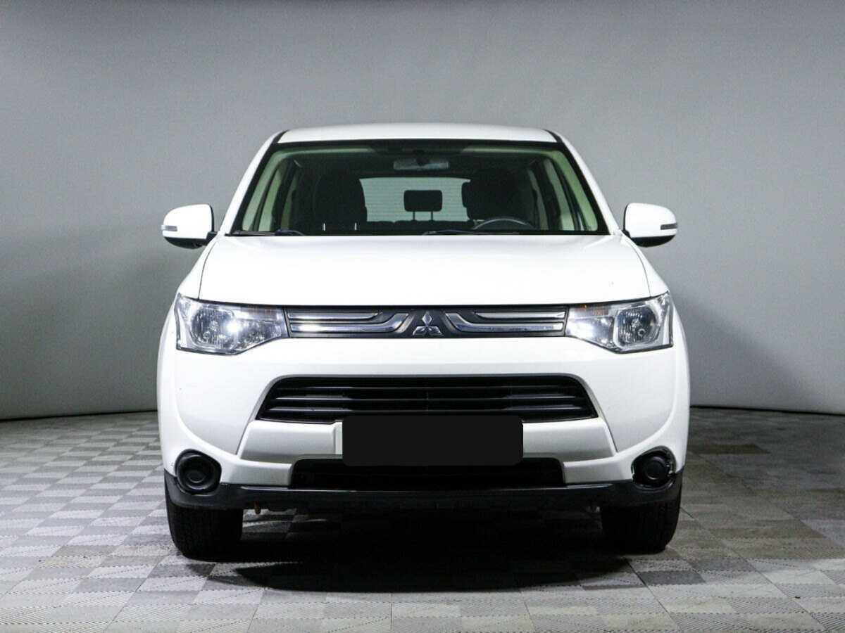 Mitsubishi Outlander, 2013 - Фото №1