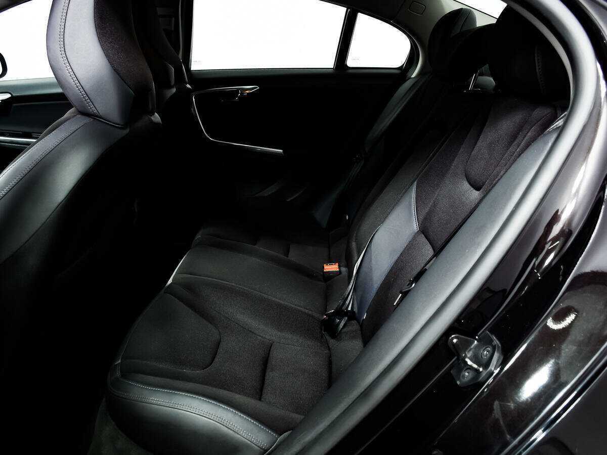 Volvo S60, 2012 - Фото №11