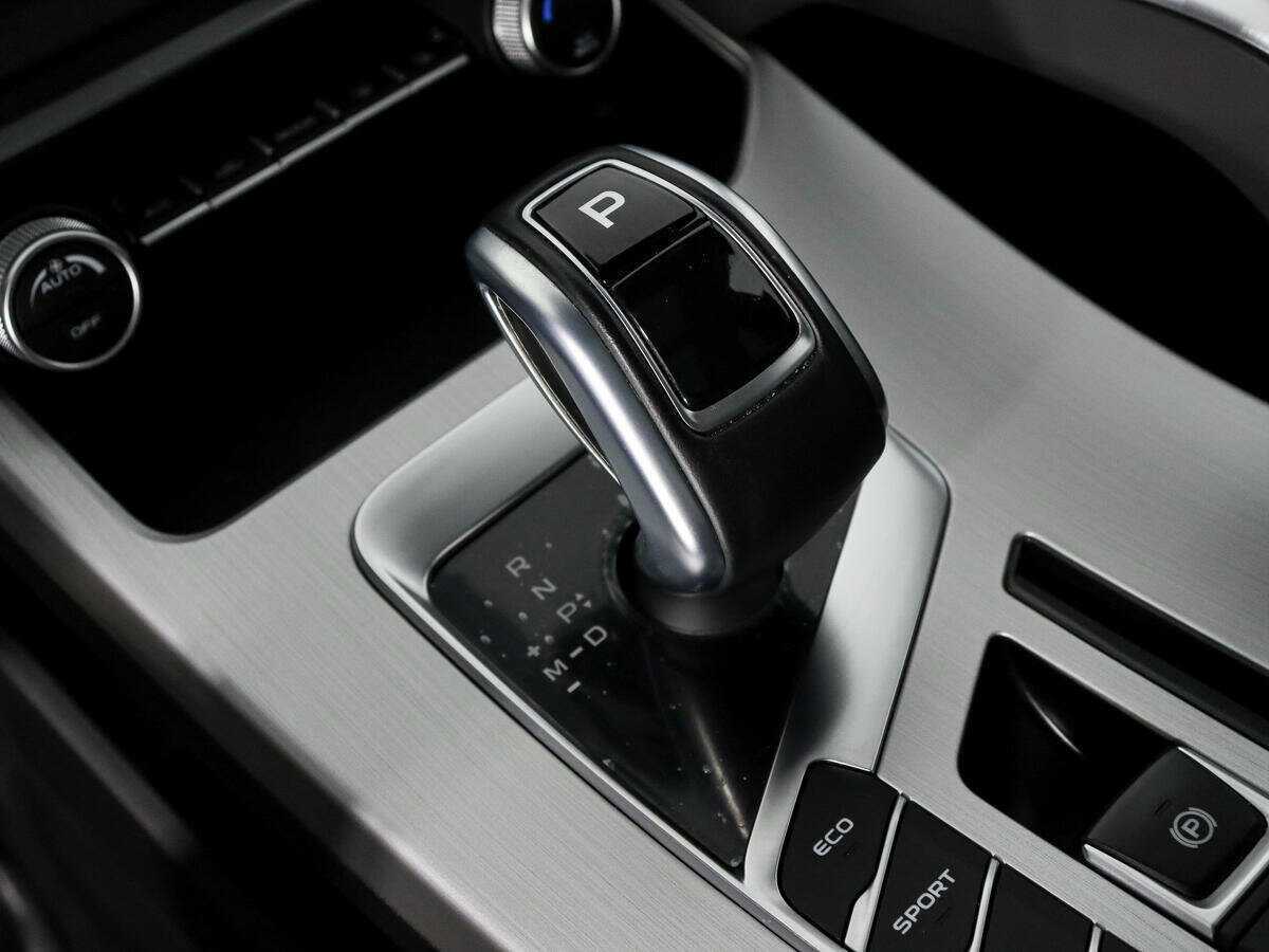 Geely Coolray, 2022 - Фото №8