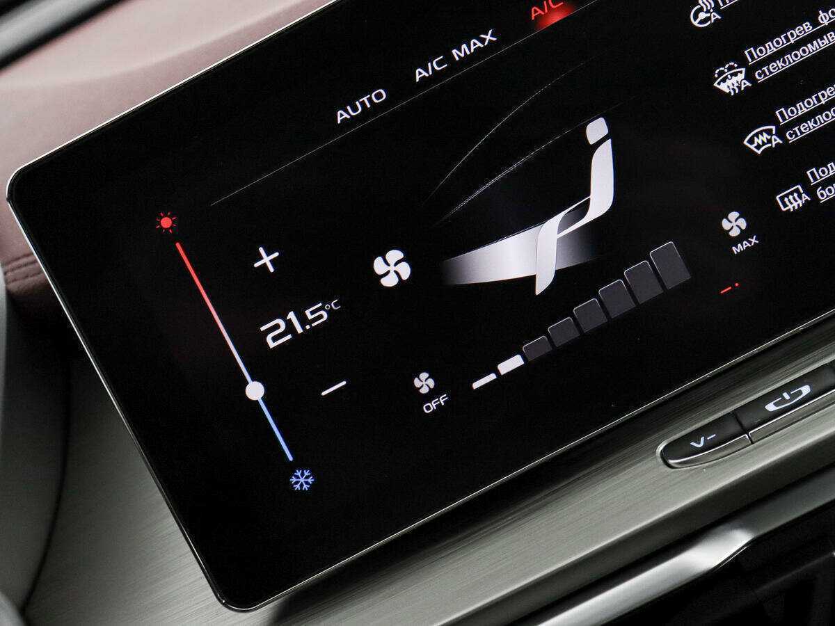 Geely Coolray, 2022 - Фото №15