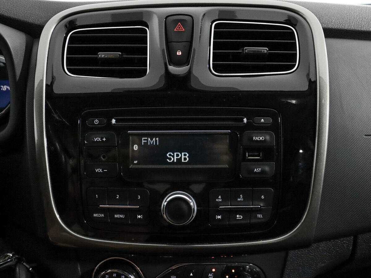 Renault Sandero Stepway, 2015 - Фото №10