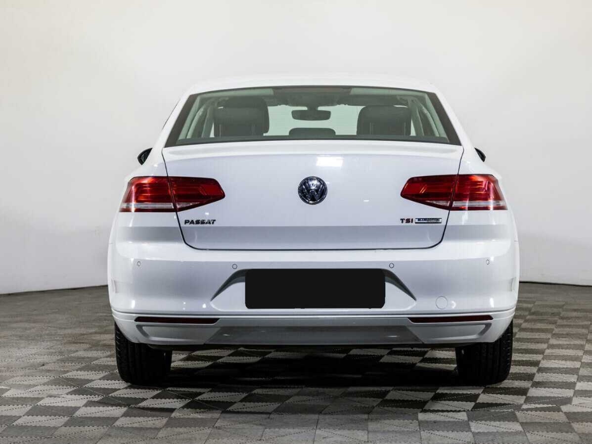 Volkswagen Passat, 2016 - Фото №4