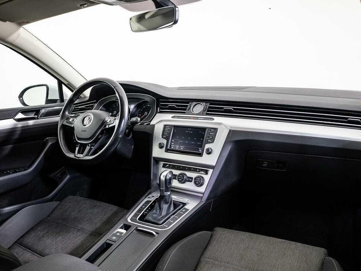 Volkswagen Passat, 2016 - Фото №6