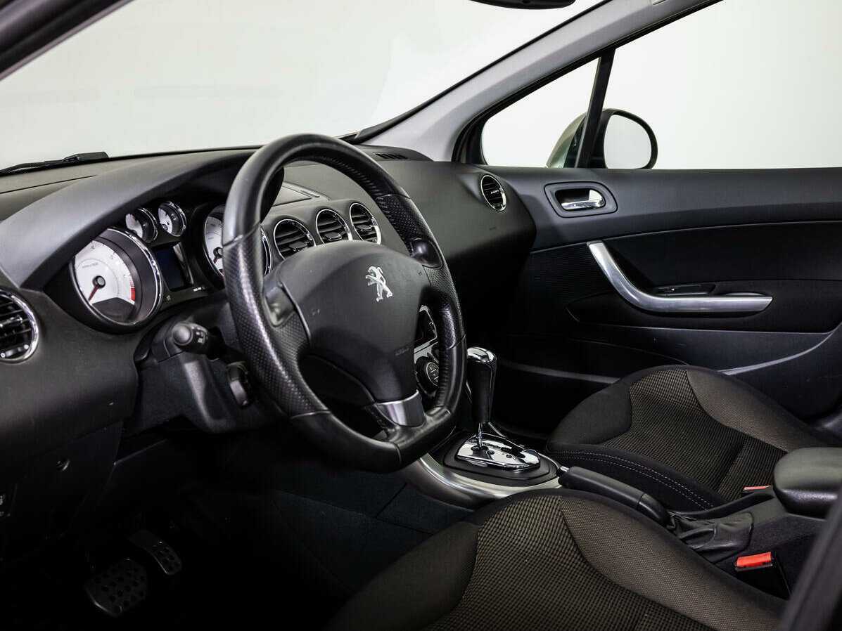 Peugeot 308, 2013 - Фото №10