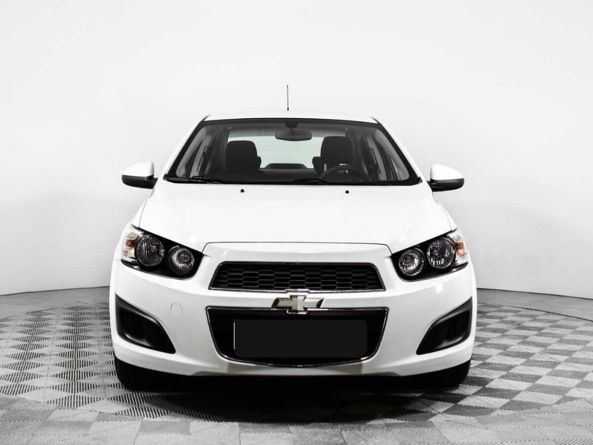 Chevrolet Aveo, 2014 - Фото №1