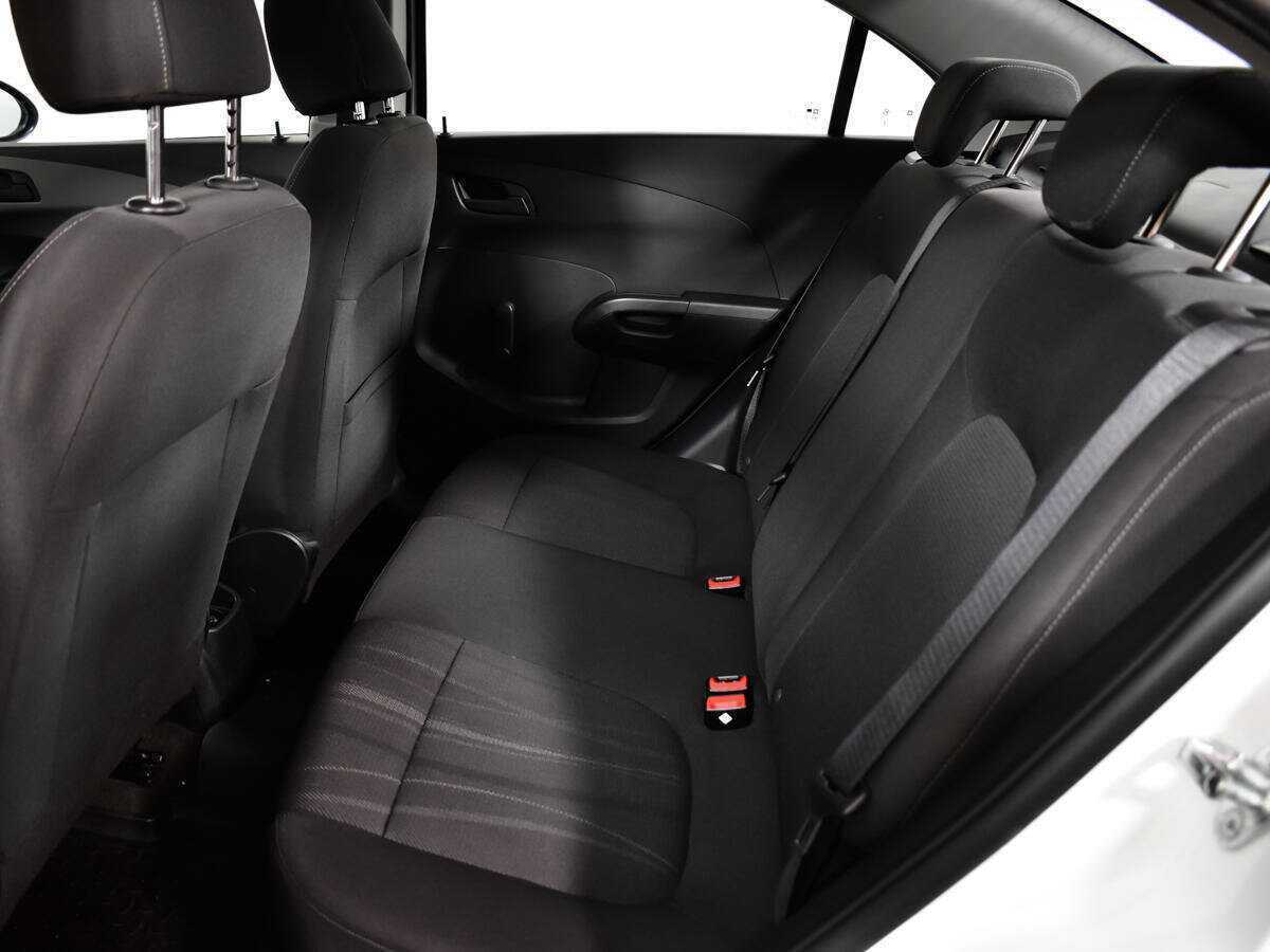 Chevrolet Aveo, 2014 - Фото №7