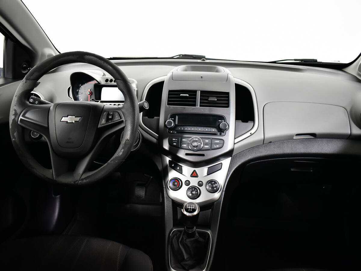 Chevrolet Aveo, 2014 - Фото №9