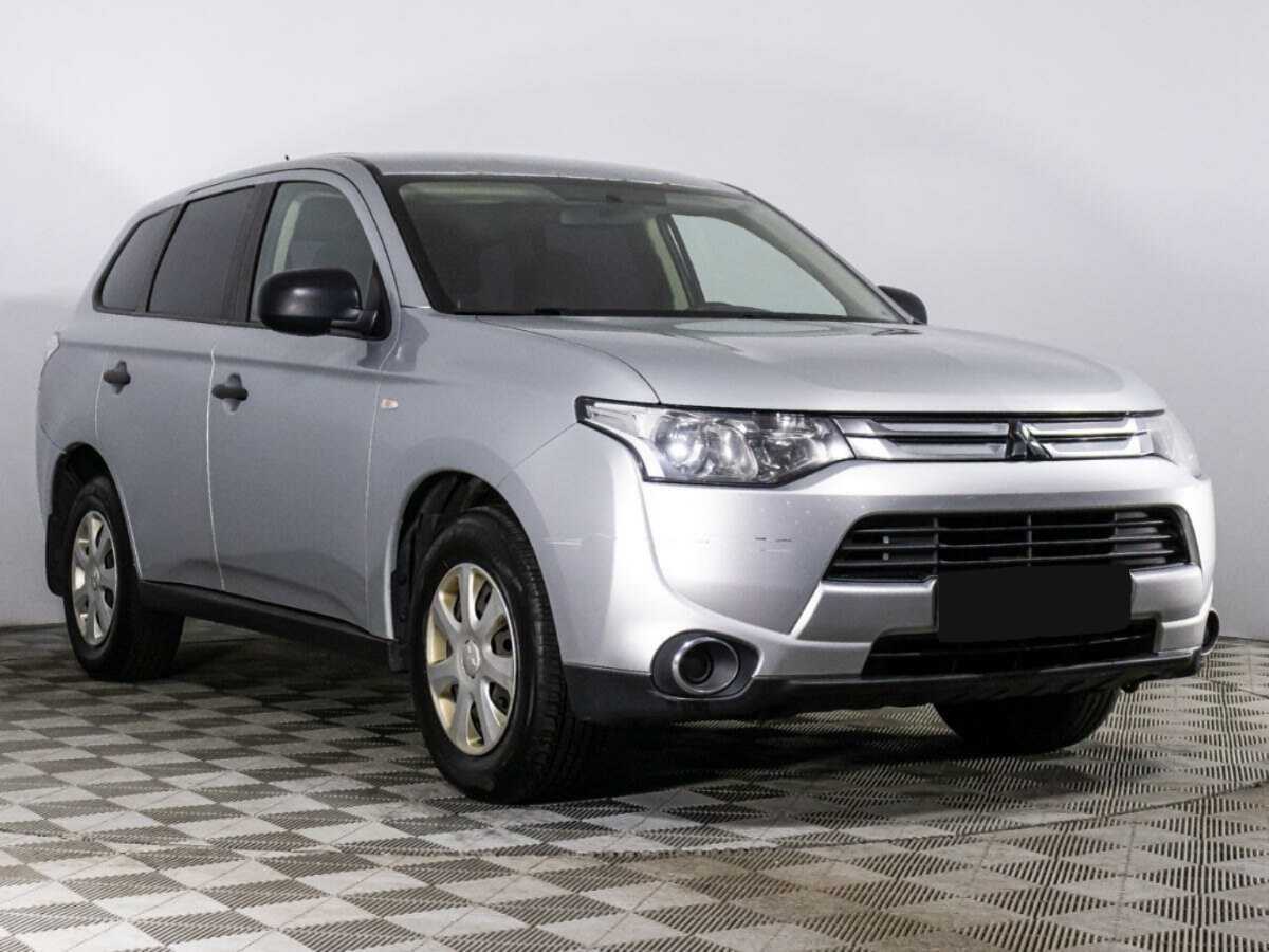 Mitsubishi Outlander, 2014 - Фото №2