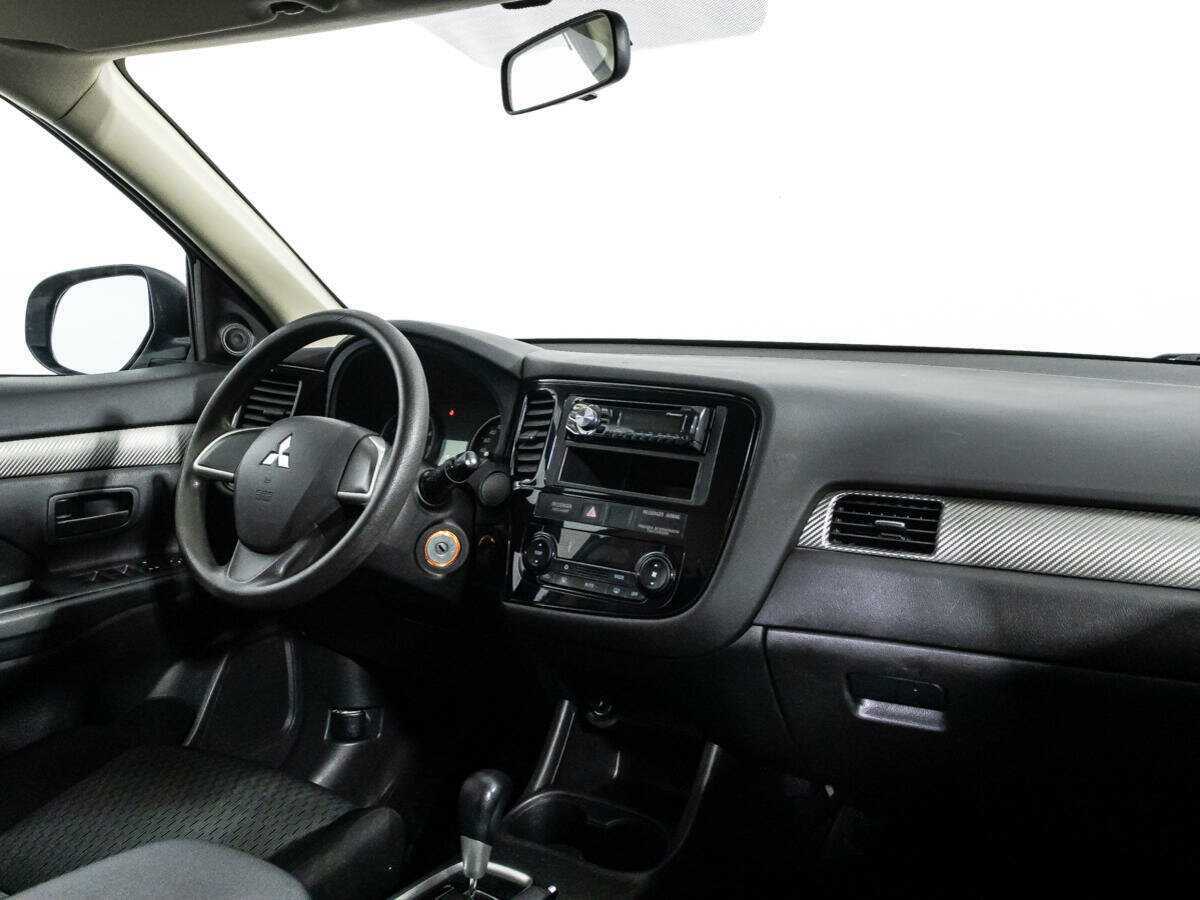 Mitsubishi Outlander, 2014 - Фото №8