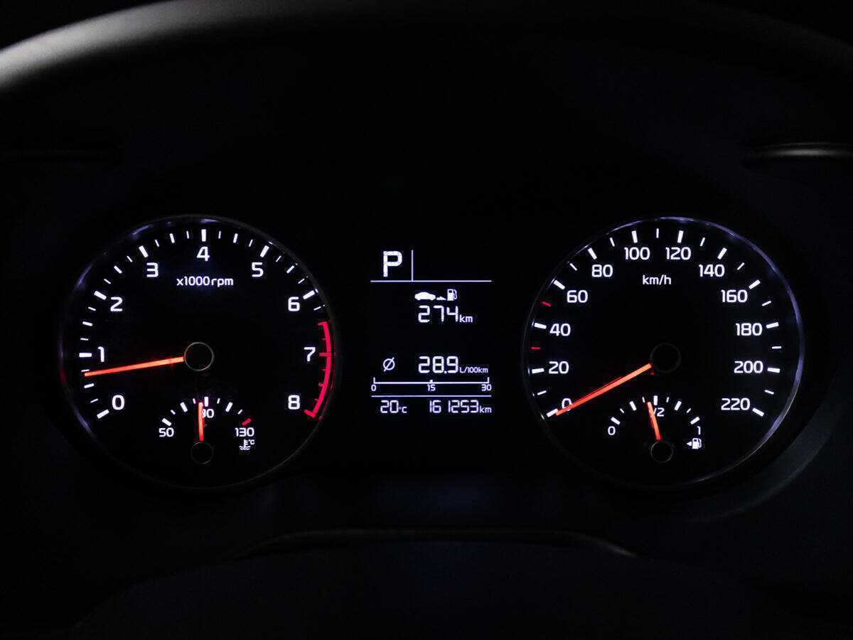 Kia Rio X-Line, 2018 - Фото №11