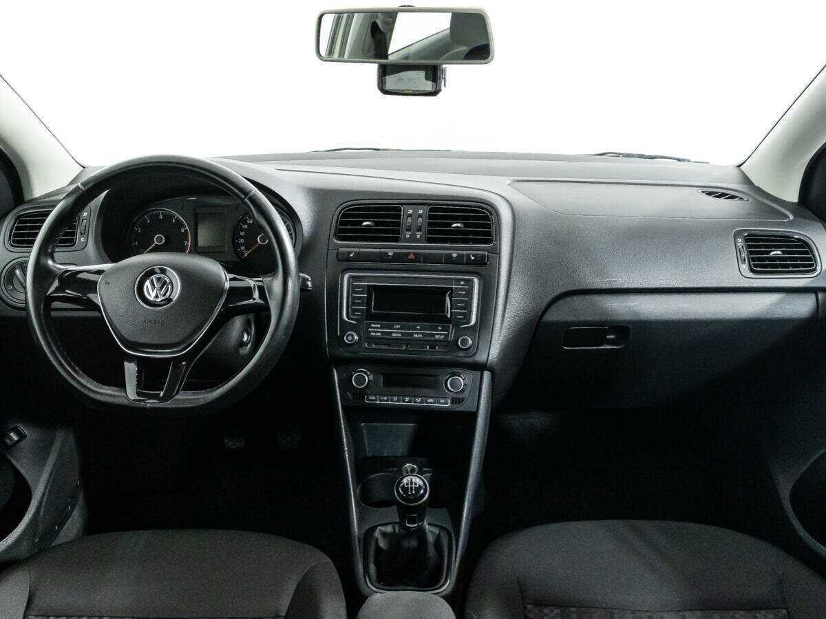 Volkswagen Polo, 2016 - Фото №11