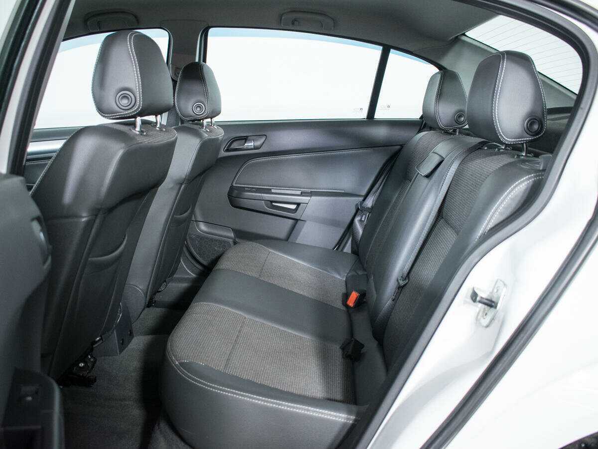 Opel Astra, 2014 - Фото №9