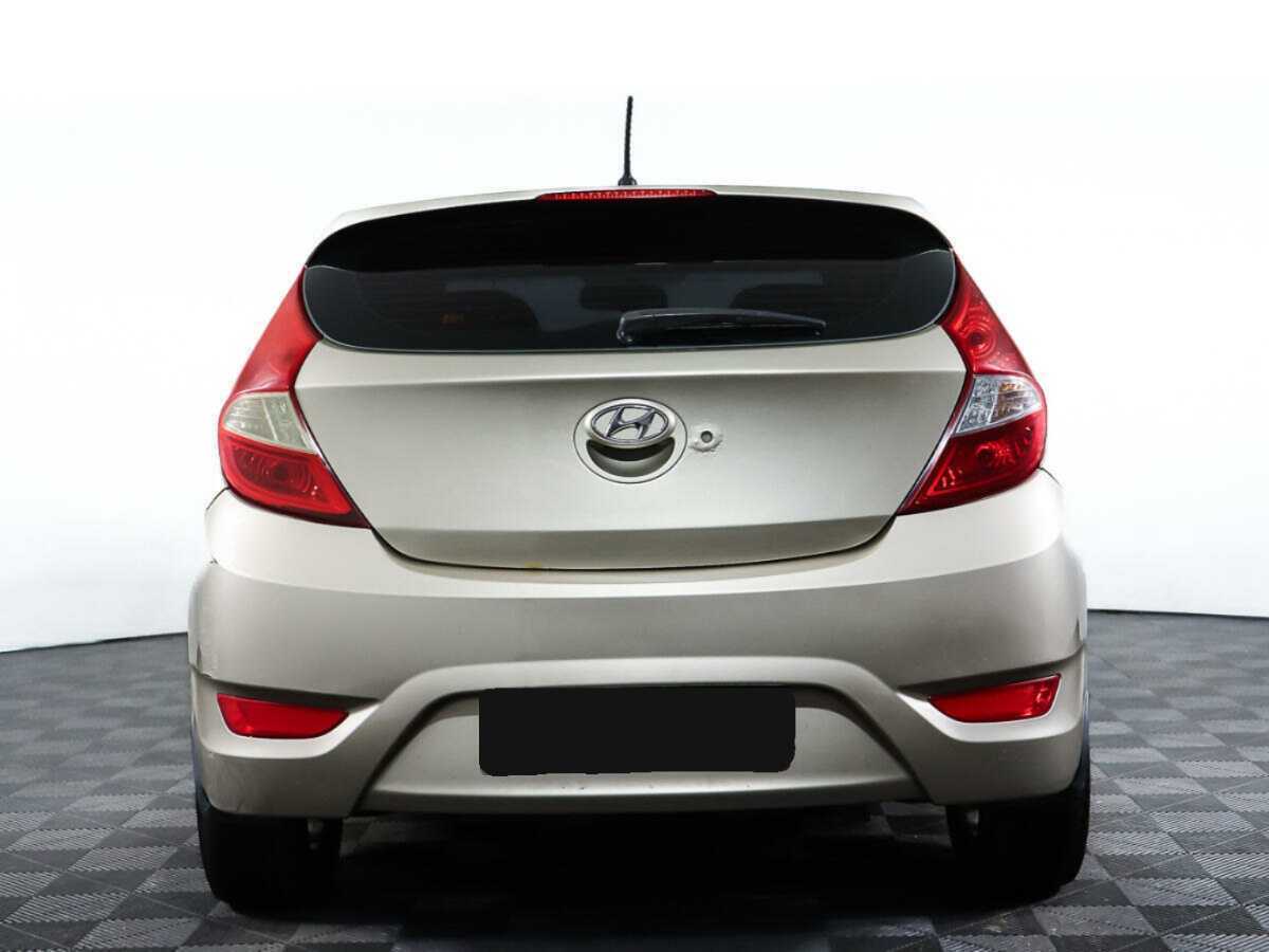 Hyundai Solaris, 2012 - Фото №4