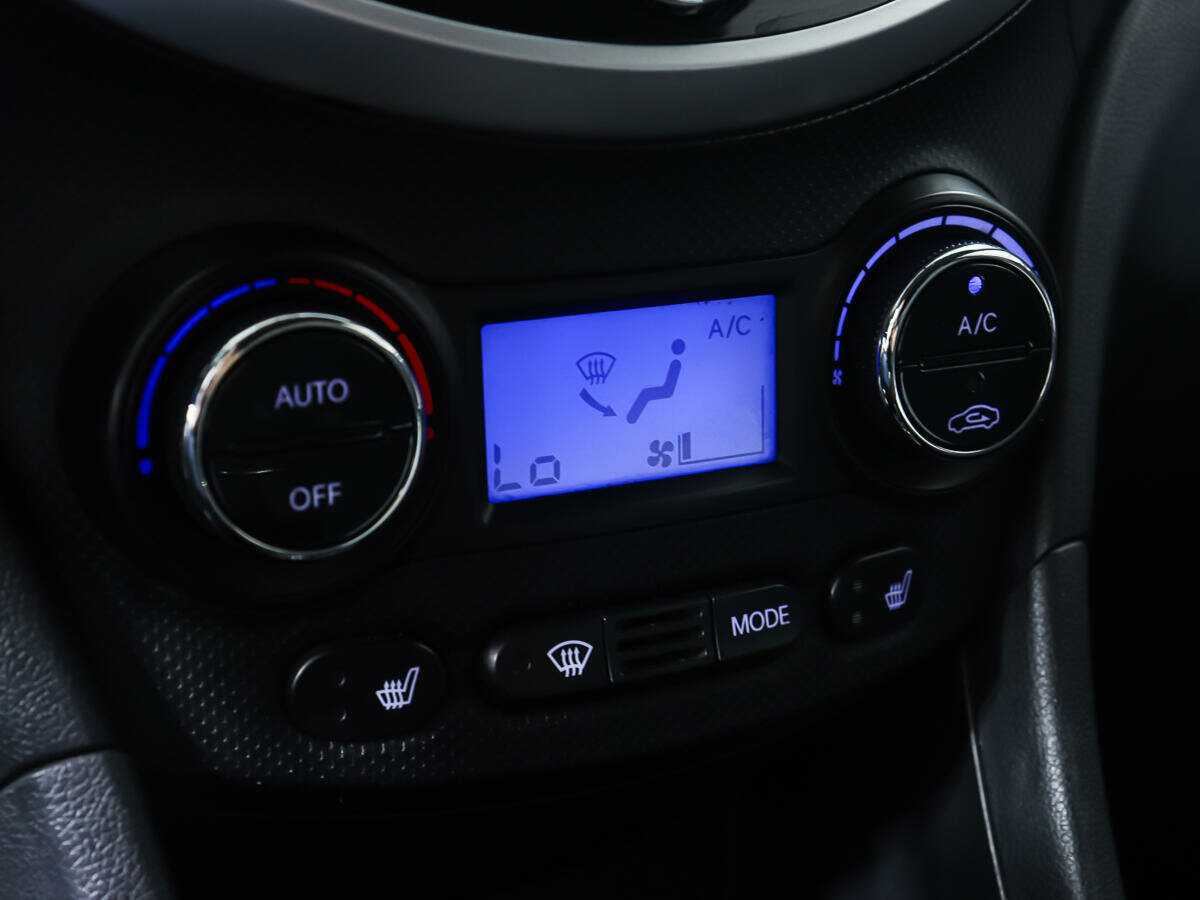 Hyundai Solaris, 2012 - Фото №15