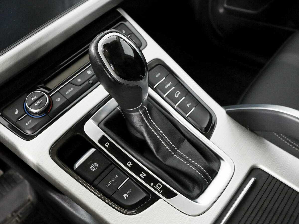 Geely Atlas, 2021 - Фото №7