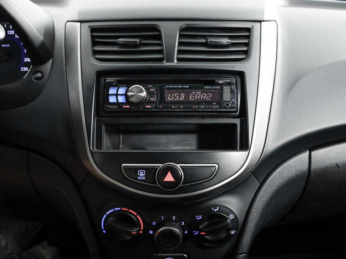 Hyundai Solaris, 2014 - Фото №12