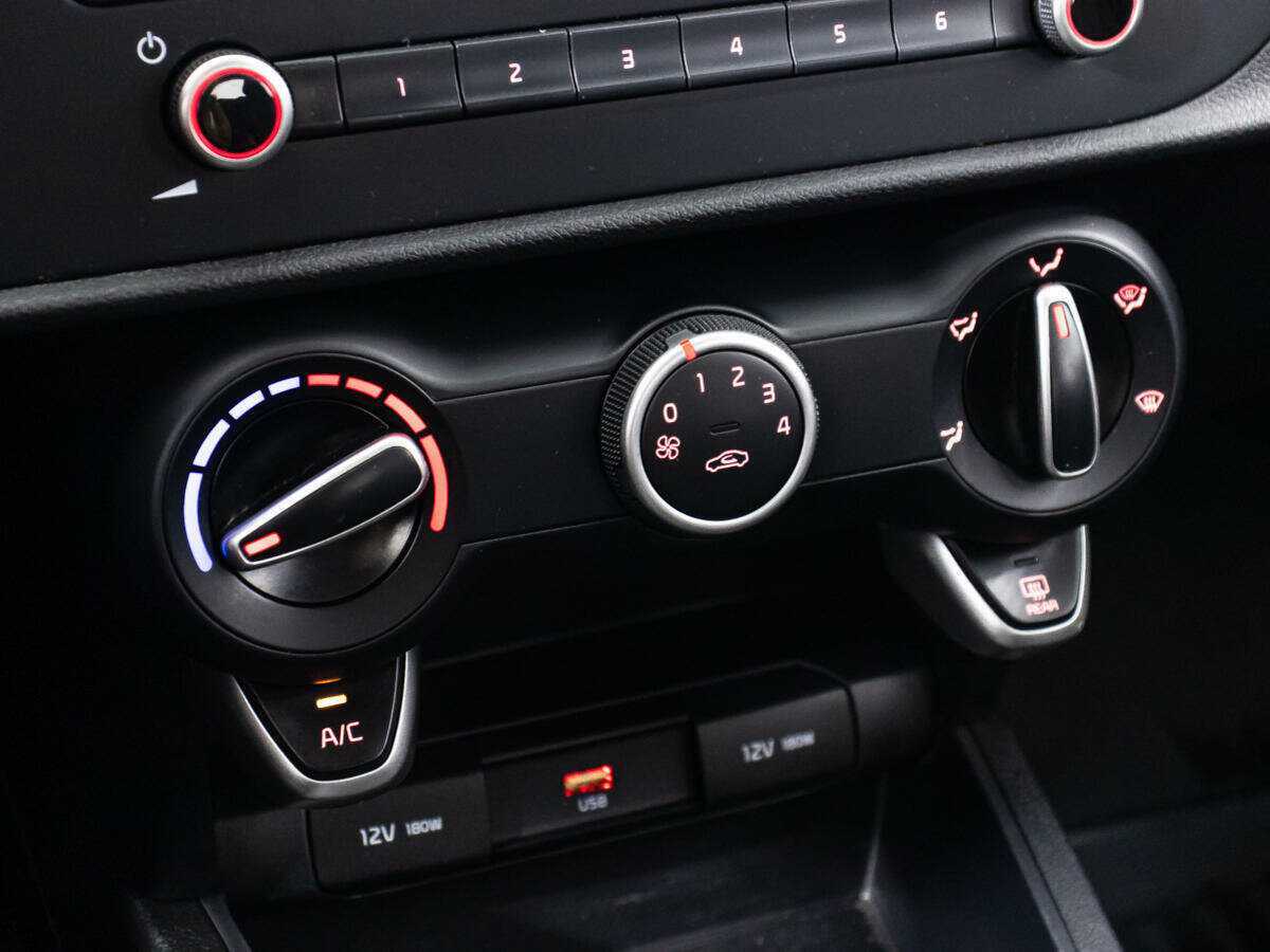 Kia Rio X, 2021 - Фото №14