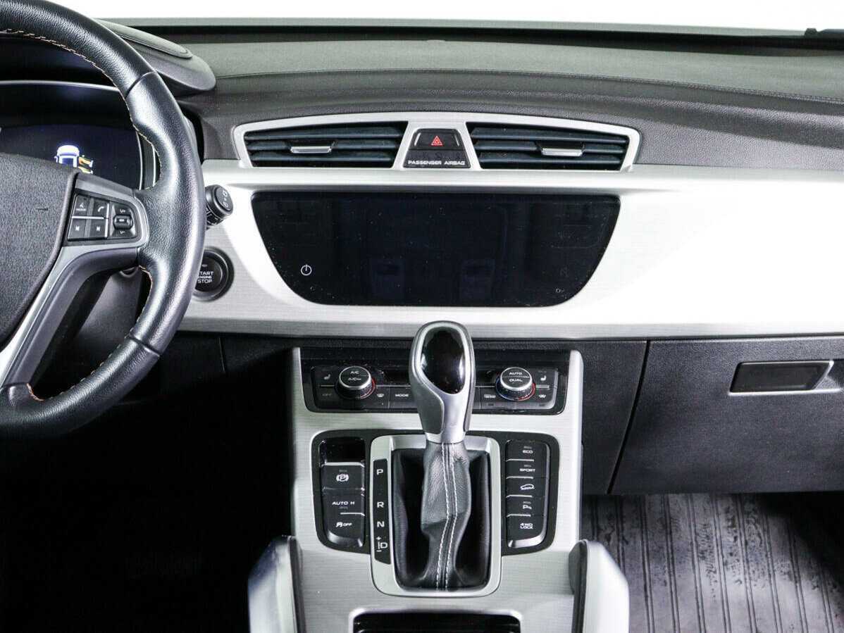 Geely Atlas, 2020 - Фото №12