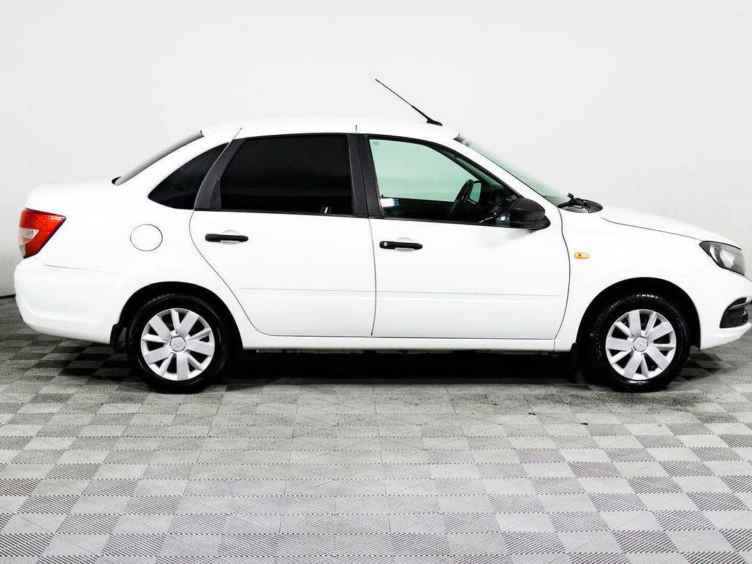 Lada (ВАЗ) Granta, 2019 - Фото №3