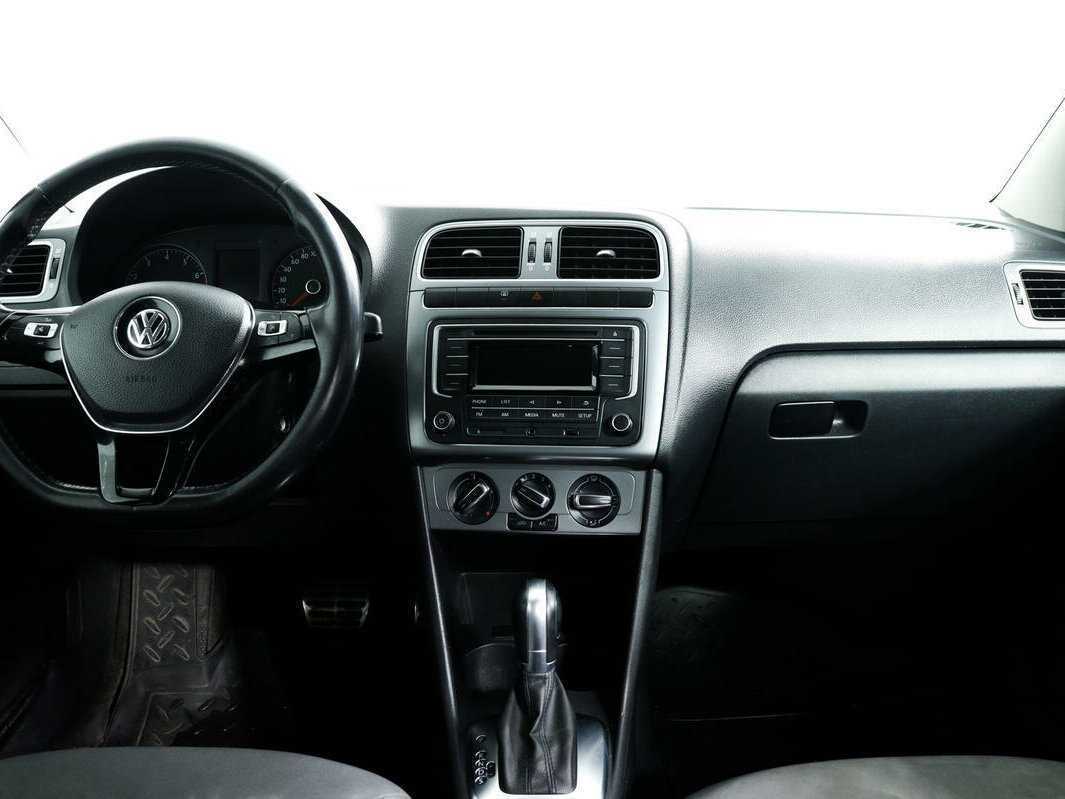 Volkswagen Polo, 2016 - Фото №10