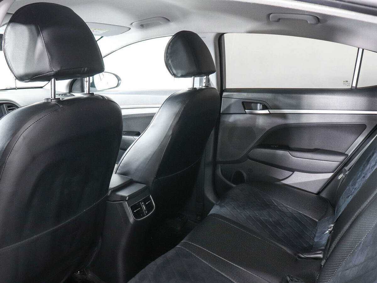 Hyundai Elantra, 2019 - Фото №11
